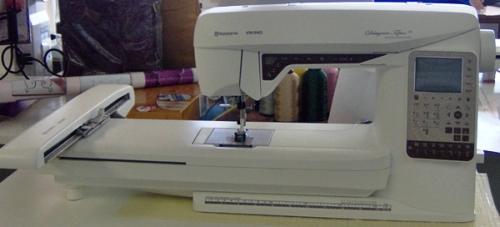 Husqvarna/Viking Designer Topaz 25