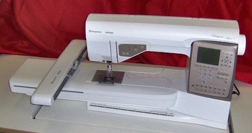 Husqvarna/Viking Topaze de créateur 20